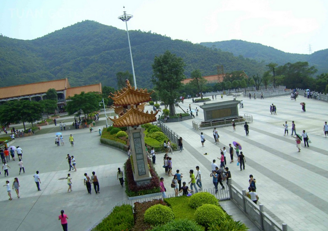 鳳凰山被譽為寶安第一山,這裡的自然風景綺麗,人文景觀豐富,在清朝已